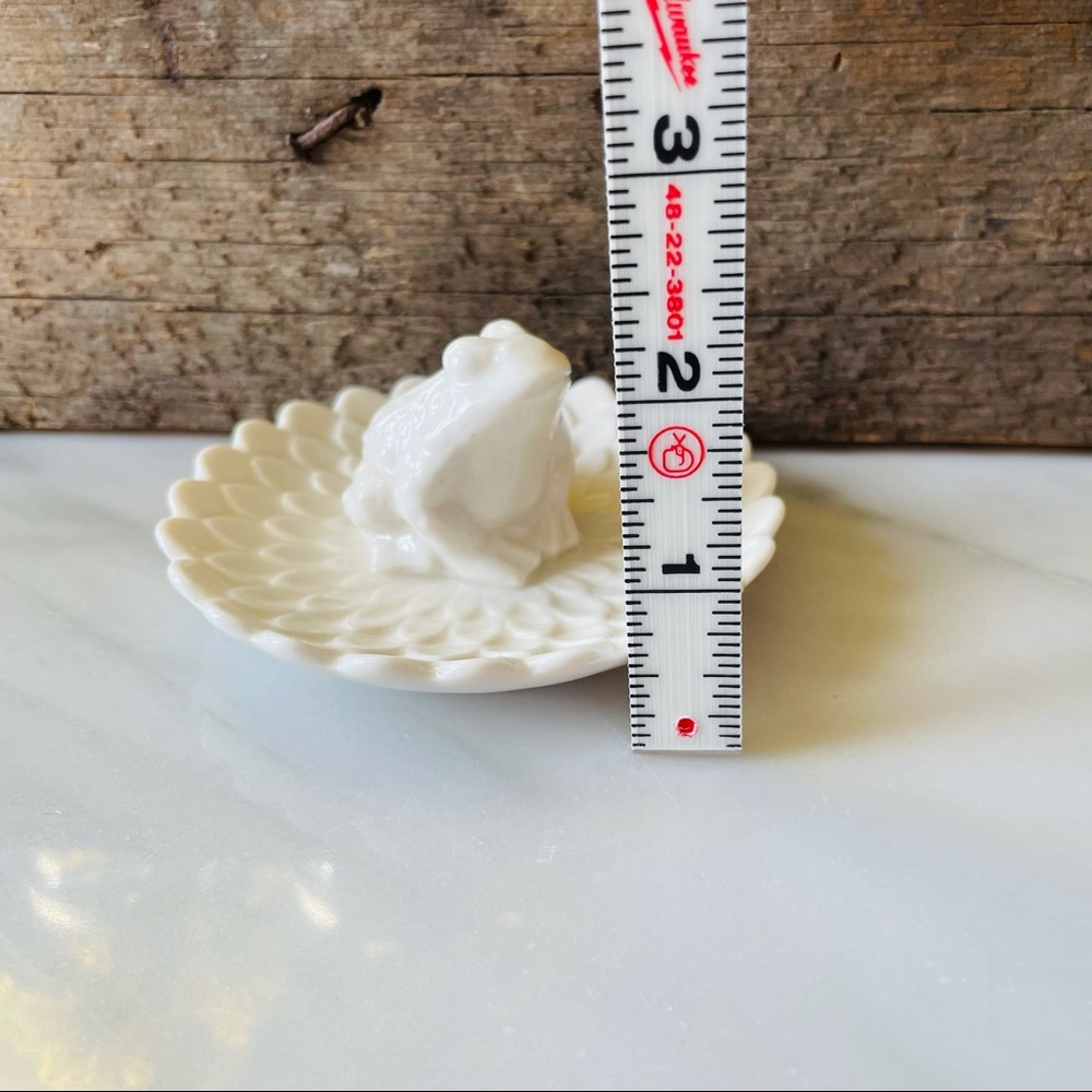 Ceramic Frog on a Lilly Pad•NWOT•Jewelry/Trinket Dish•Ivory•3.5” x 3.5” x 2”🌼 - Picture 11 of 12
